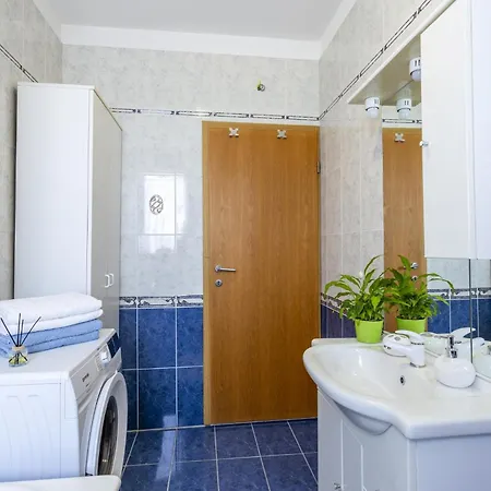 Diana By Briskva Villa