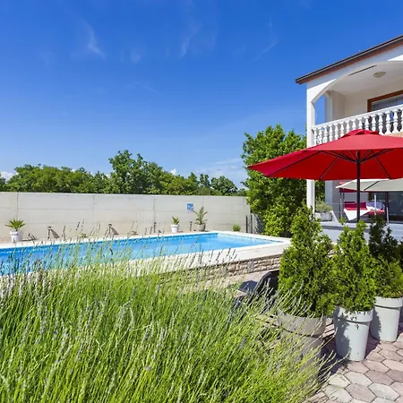 Diana By Briskva * Nedeščina