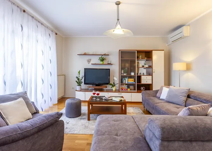 Villa Diana By Briskva Nedeščina