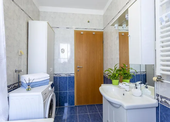 Diana By Briskva Villa